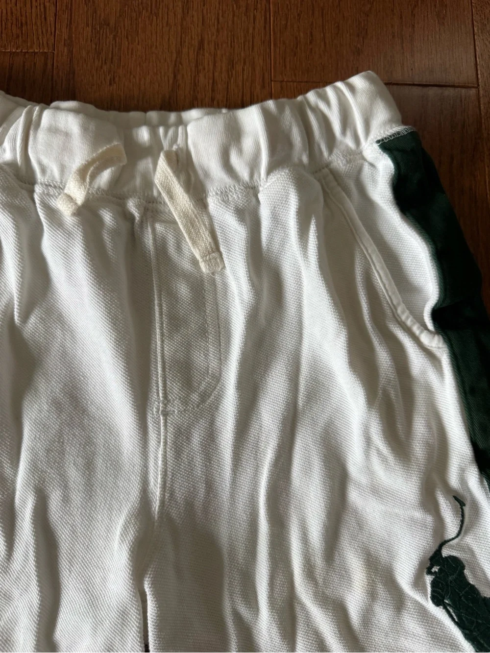 Polo Ralph Lauren white shorts with green side stripes pony logo Boy’s size 7